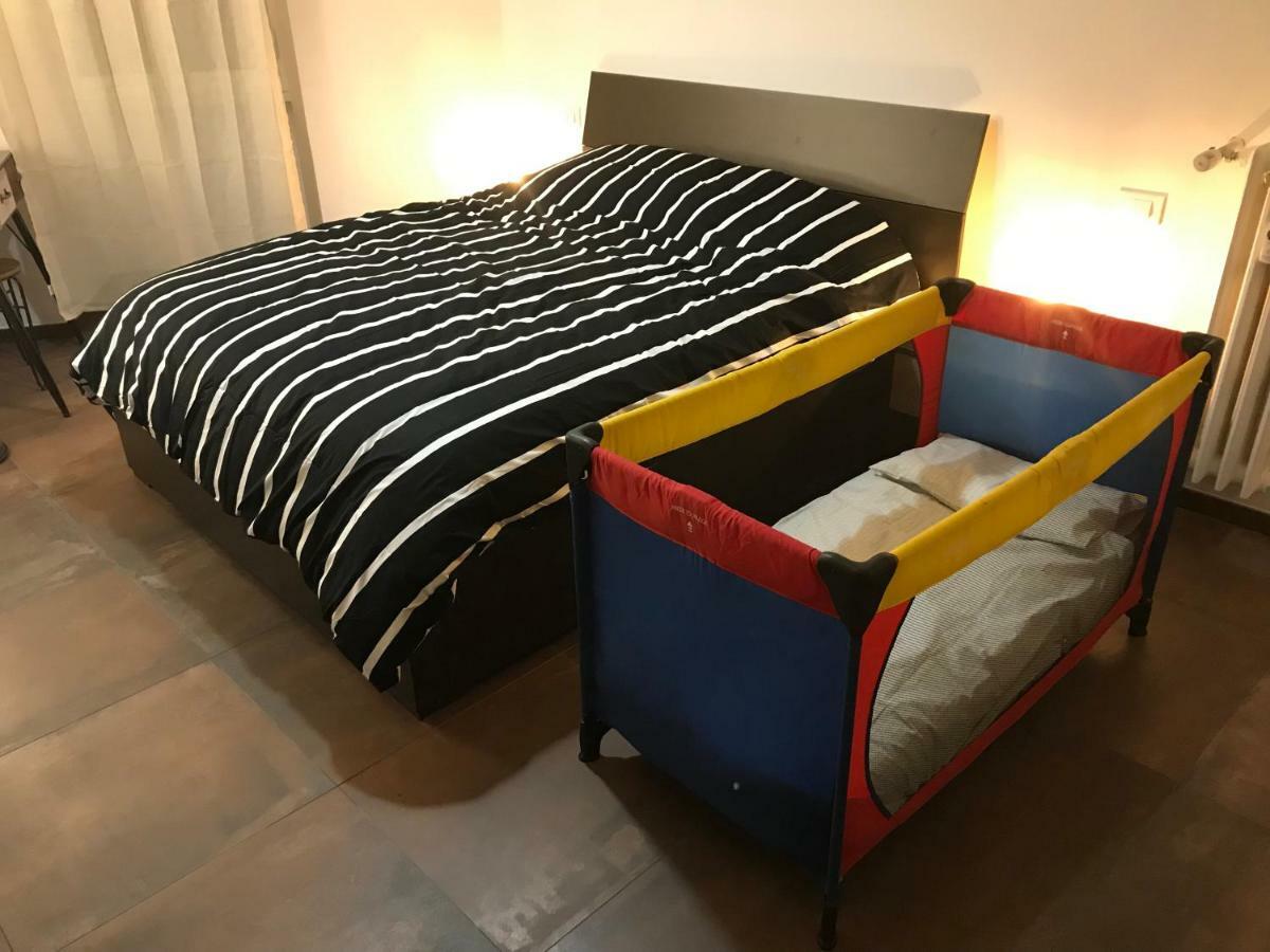 ［アッピオ ラティーノ］アパートメント（58m²）｜ 2ベッドルーム／1バスルーム ローマ エクステリア 写真