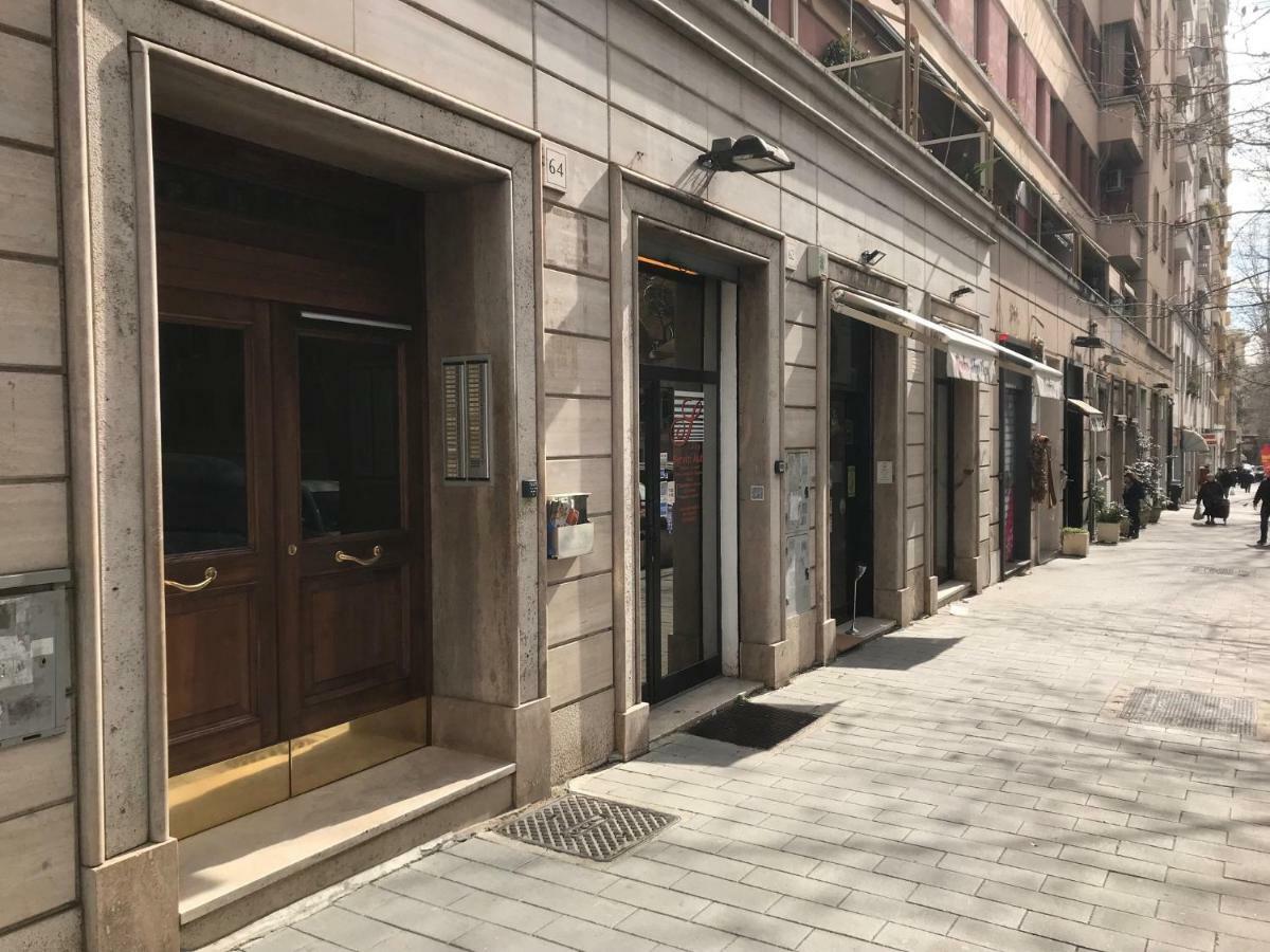 ［アッピオ ラティーノ］アパートメント（58m²）｜ 2ベッドルーム／1バスルーム ローマ エクステリア 写真